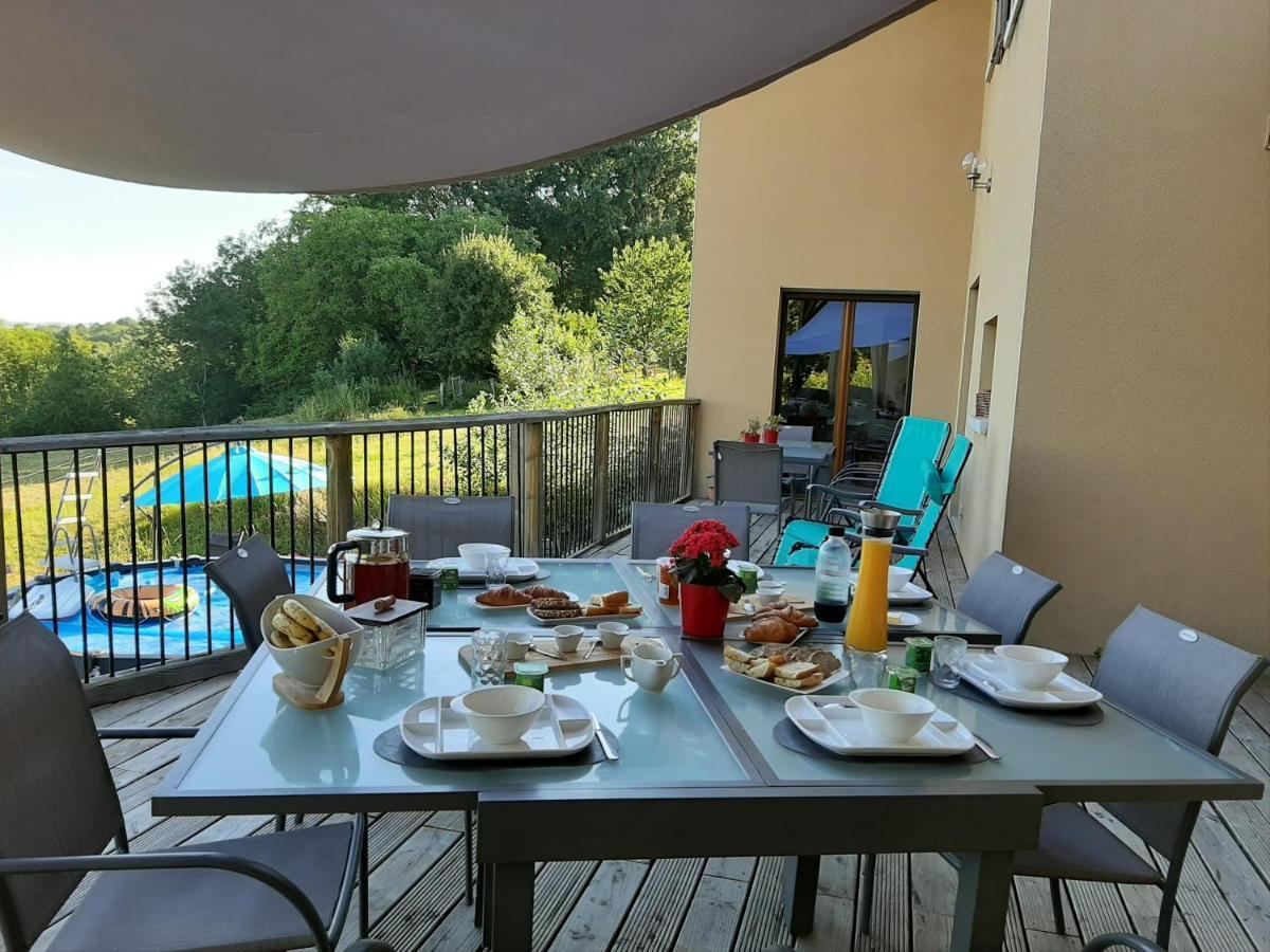 Bed and Breakfast Le Grand Noyer Ambronay Exteriér fotografie